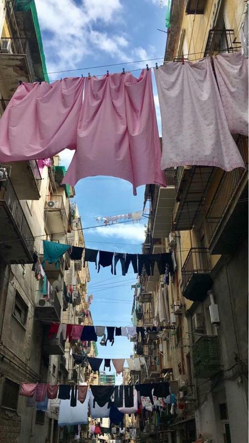 A Tre Passi Dal Duomo Apartment Naples Luaran gambar
